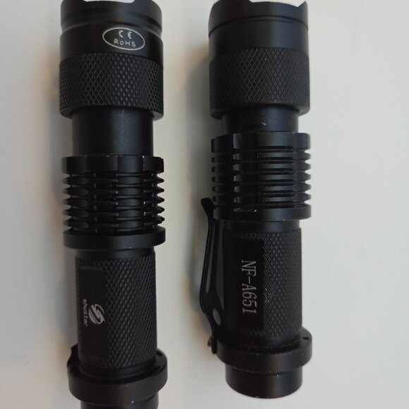 2x Compact Zoomable LED Flashlights Q5 Set - Picture 2 of 10